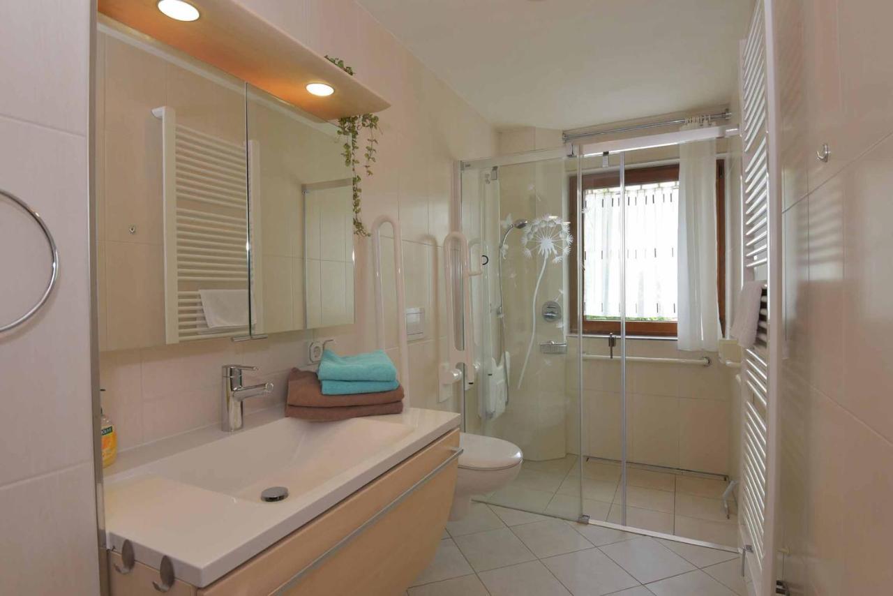 Landhotel Zur Pferdetraenke Schleid エクステリア 写真